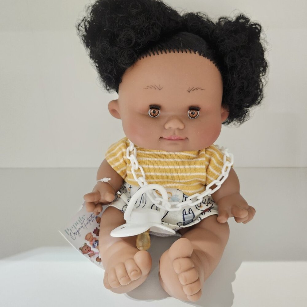 Nines d'Onil Doll Black Hair Brown Eyes Yellow and Whie Top New 10"